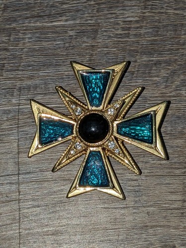 Gold tone green enamel - green, enamel,