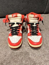 Red and white - red,