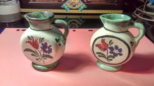 Two small flower pottery