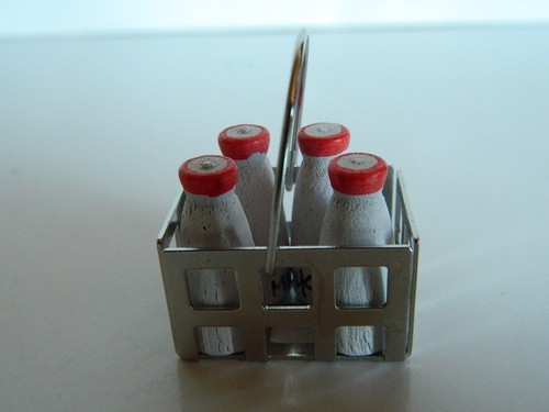 12th scale dolls house - dolls,