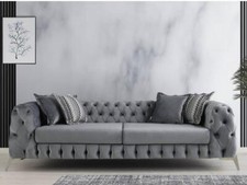 Italian Chesterfield Hand