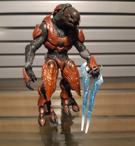 Halo figures mcfarlane toys - figures,