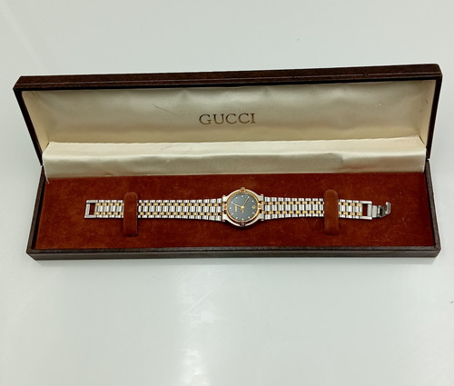 Gucci 9000l grey dial date - dial,