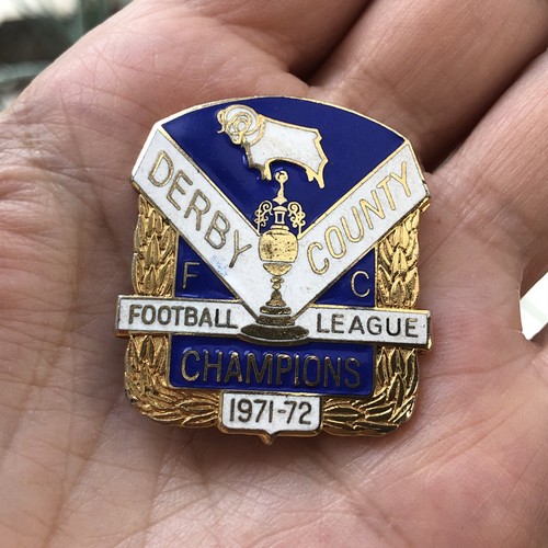 Vintage derby county badge - derby,