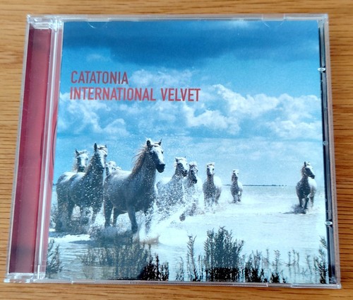 Catatonia international - -,