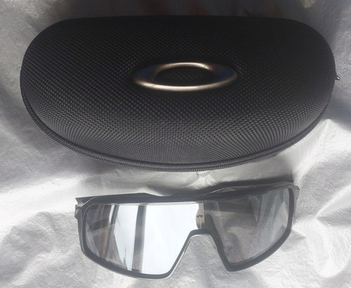 Oakley sutro with - oakley,