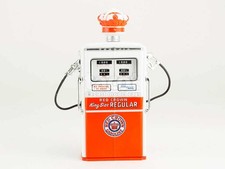 Diverse Retro Gas Pump -