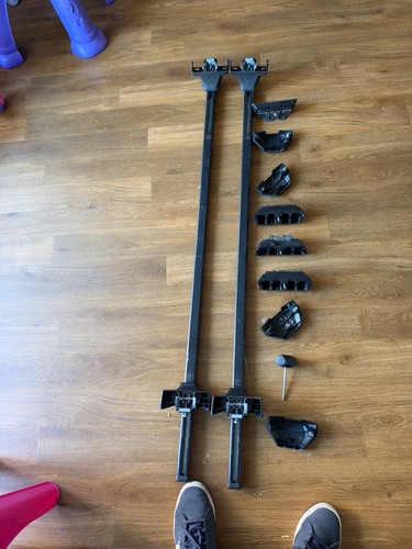Thule roof rack bar fixings - thule,
