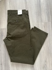 M&S MENS KHAKI GREEN REGULAR
