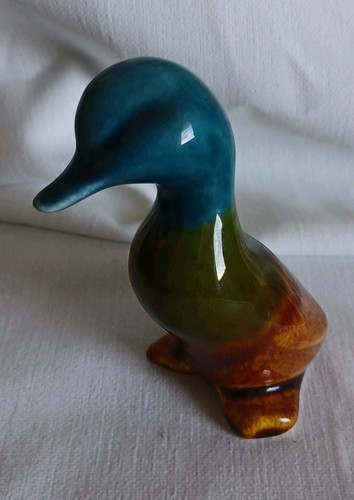 Lovely vintage wellow - wellow, pottery