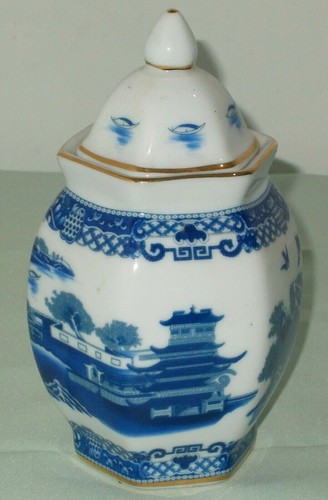 Vintage blue white ringtons - blue,