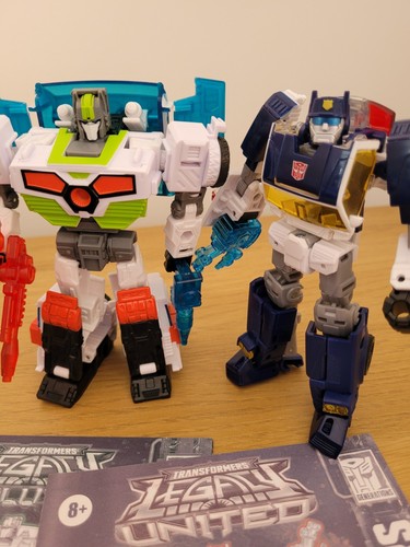 Transformers legacy chase and - transformers,