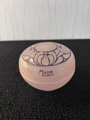 Jewelry box glass signed - in,
