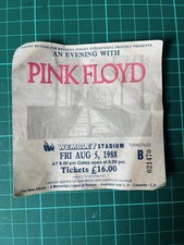 PINK FLOYD WEMBLEY STADIUM