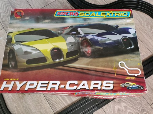 Micro scalextric hyper - micro, hyper-cars