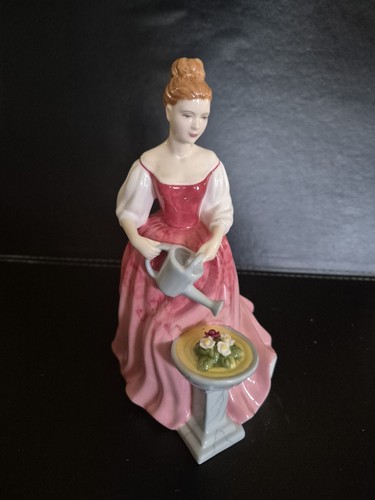 Royal doulton pretty - royal,
