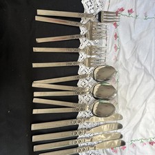 16 Oneida Northland Artistic Cutlery items are in very good   Condition