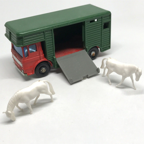 Lesney matchbox horse - lesney, box