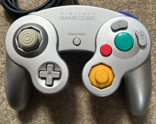 Official nintendo gamecube - nintendo,