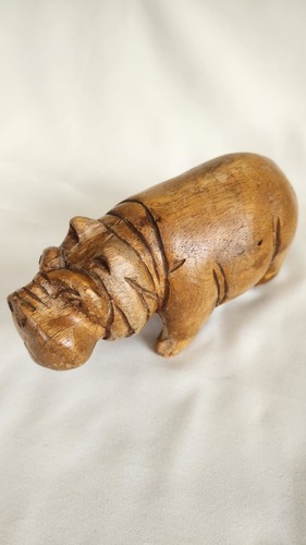 Vintage medium size handcarved - medium,