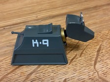 Doctor Dr Who DAPOL Grey K9