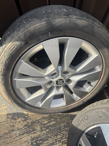 Skoda yeti alloy wheel - yeti, 17"