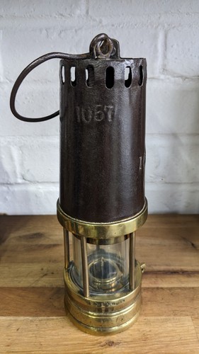 Naylor wigan type - naylor, b