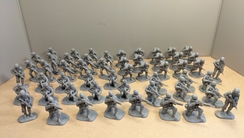 Scale armies in - 1:32,