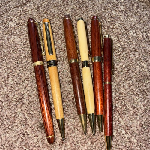Vintage wood design - x,