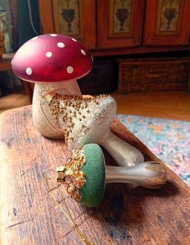 Glass mushroom toadstool - glass,