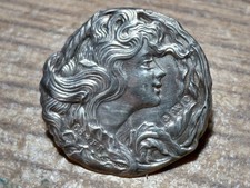 Antique - Art Nouveau Smiling