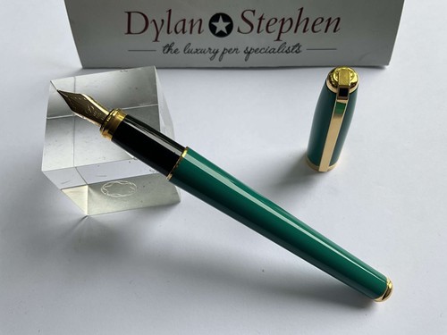 Dupont fidelio teal lacquer - dupont,