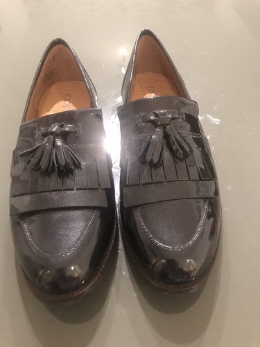 Ladies black patent shoes - black, size