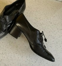 RUSSELL & BROMLEY BLACK LEATHER BROGUES OFFICE COURT SHOES Worn once uk4,5 exc