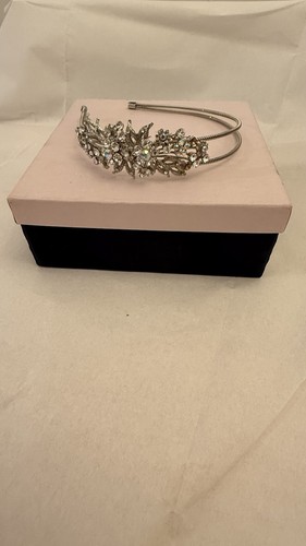 Glitzy secrets head - glitzy,