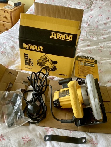 Dewalt dwe560 circular - dwe560-gb,