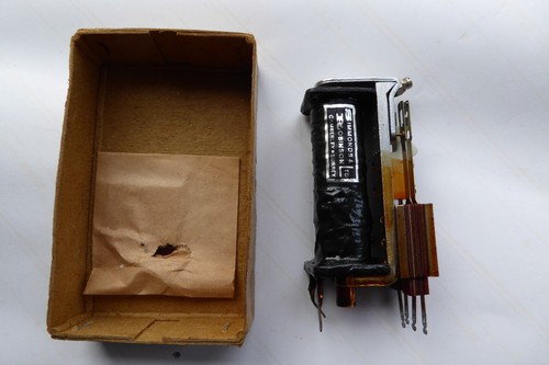 Vintage racal military radio - military,