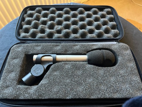 Akg c451 condenser - b,