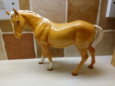Beswick Palomino  Mare Facing