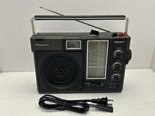 Vintage Panasonic RF-940 FM AM