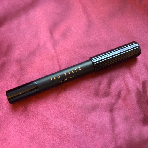 Ted baker eyeshadow - ted, crayon