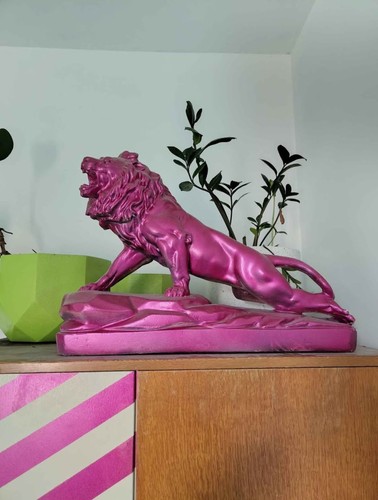 Large lion statue ornament - lion, /