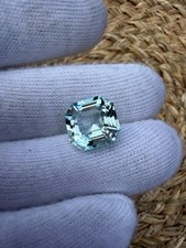 Natural aquamarine gemstone - aquamarine,