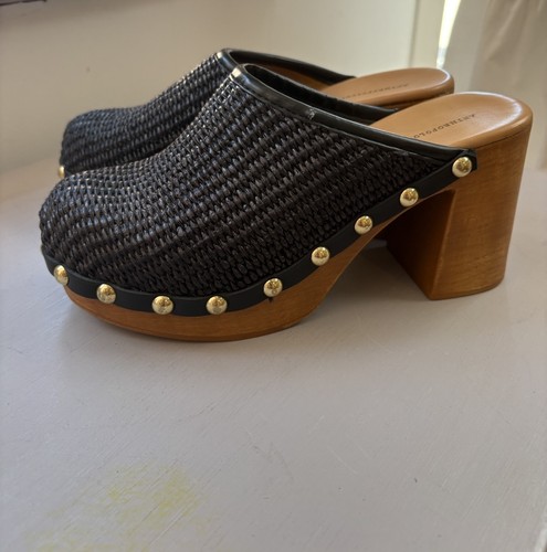 Anthropologie wooden bottom - wooden,