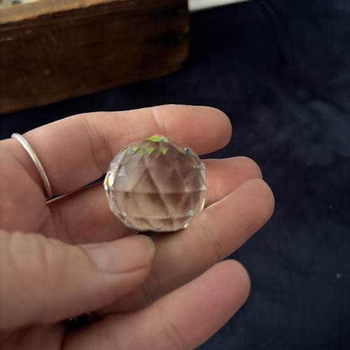 Small swarovski crystal round - small,