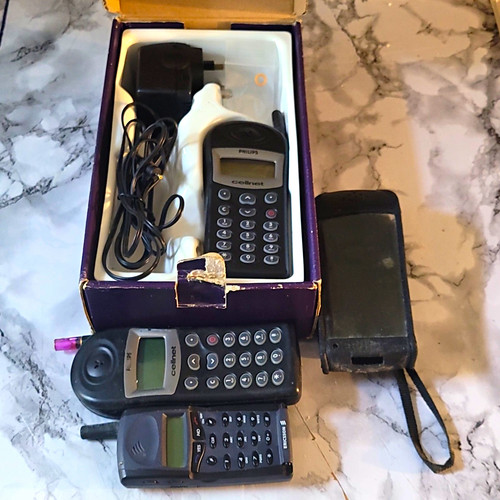 Retro phone joblot - retro, with