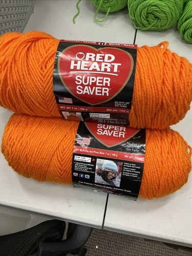Red heart wool balls pumpkin - red,