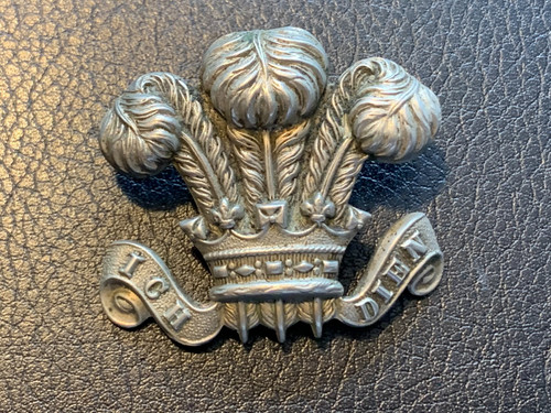 Denbighshire hussars cap badge - cap,