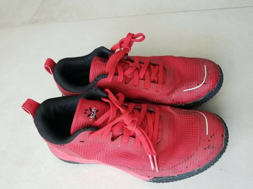 Under armour boys level - under,