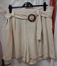 BNWT(Peacock)Ladies shorts